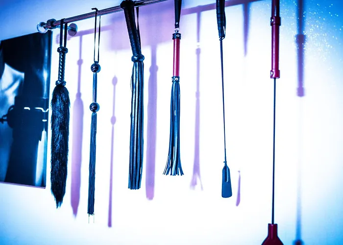 Love hôtel Very Good Trip Avec Jacuzzi