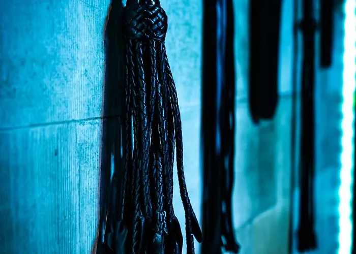 Love hôtel Very Good Trip Avec Jacuzzi *